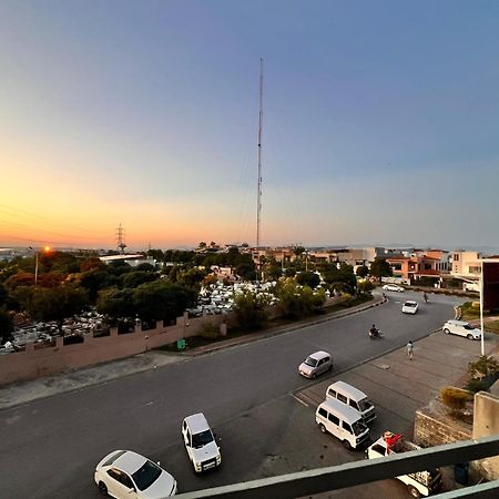 Comfortable Rental Apartments In Bahria Town Rawalpindi Bagian luar foto